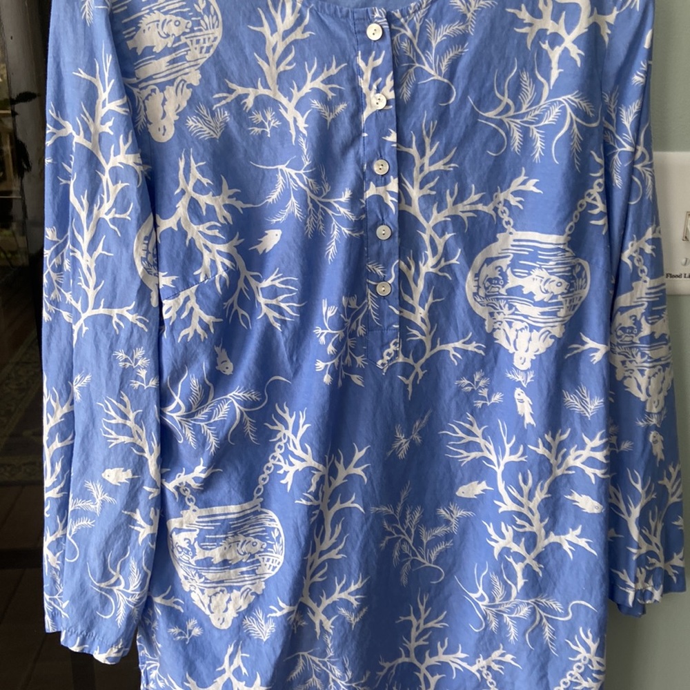 Blue and white J McLaughlin cover-up size small - Picture 3 of 4